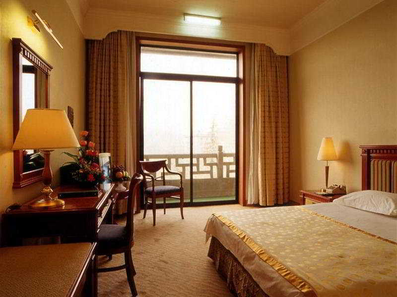 ベイジン フレンドシップ ホテル イーンビン ビルディング 北京 部屋 写真